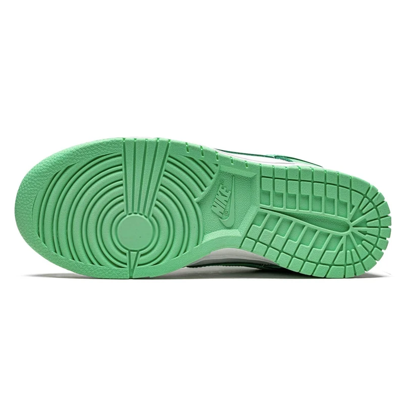 NIKE DUNK LOW GREEN GLOW (W) - Designer Supplier 