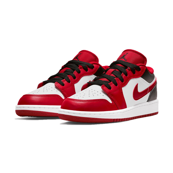 Nike Air Jordan 1 Low Reverse Black Toe Bulls