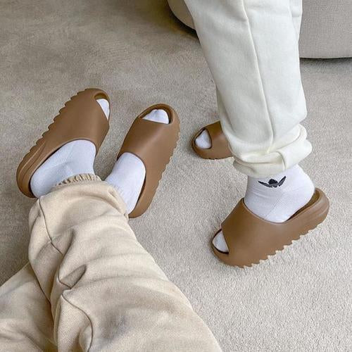 Adidas Yeezy Slide Core