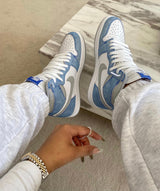 Nike Air Jordan 1 Retro High OG Hyper Royal