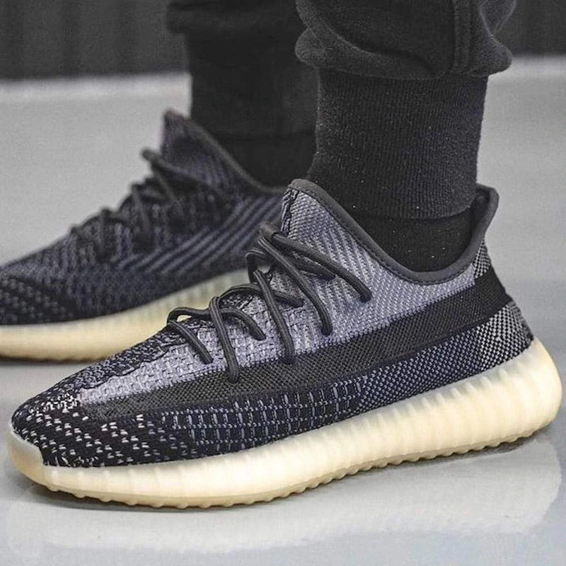 Adidas Yeezy Boost 350 V2 Carbon