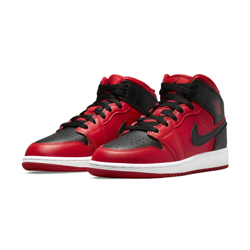 Nike Air Jordan 1 Mid Reverse Bred