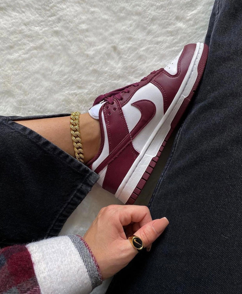 Nike Dunk Low Bordeaux (W)