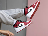 Nike Air Jordan 1 Mid Chicago White Toe 2020