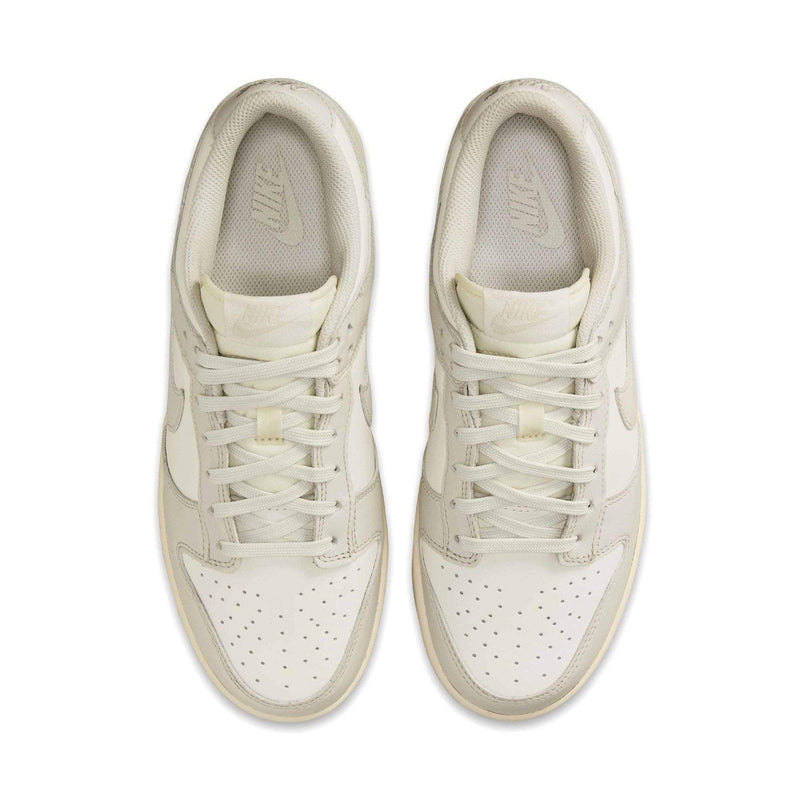 Nike Dunk Low Light Bone (W)